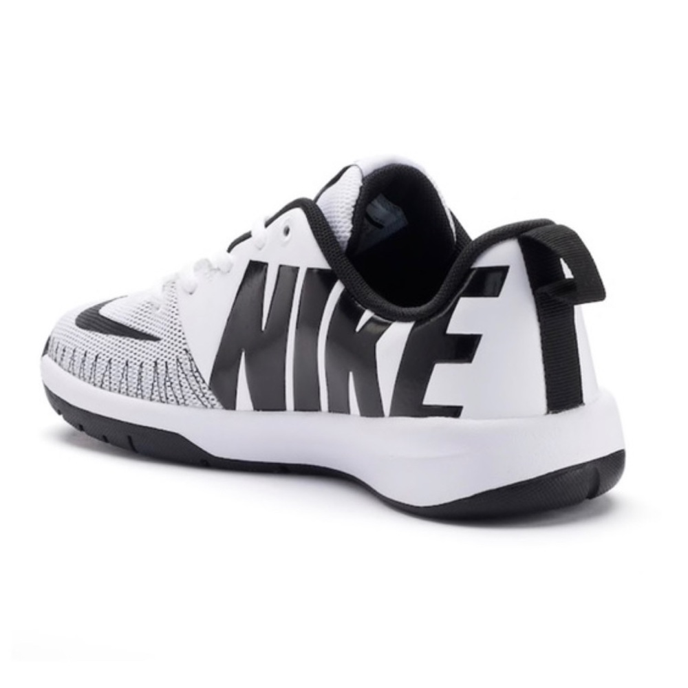 black and white nike running sneakers